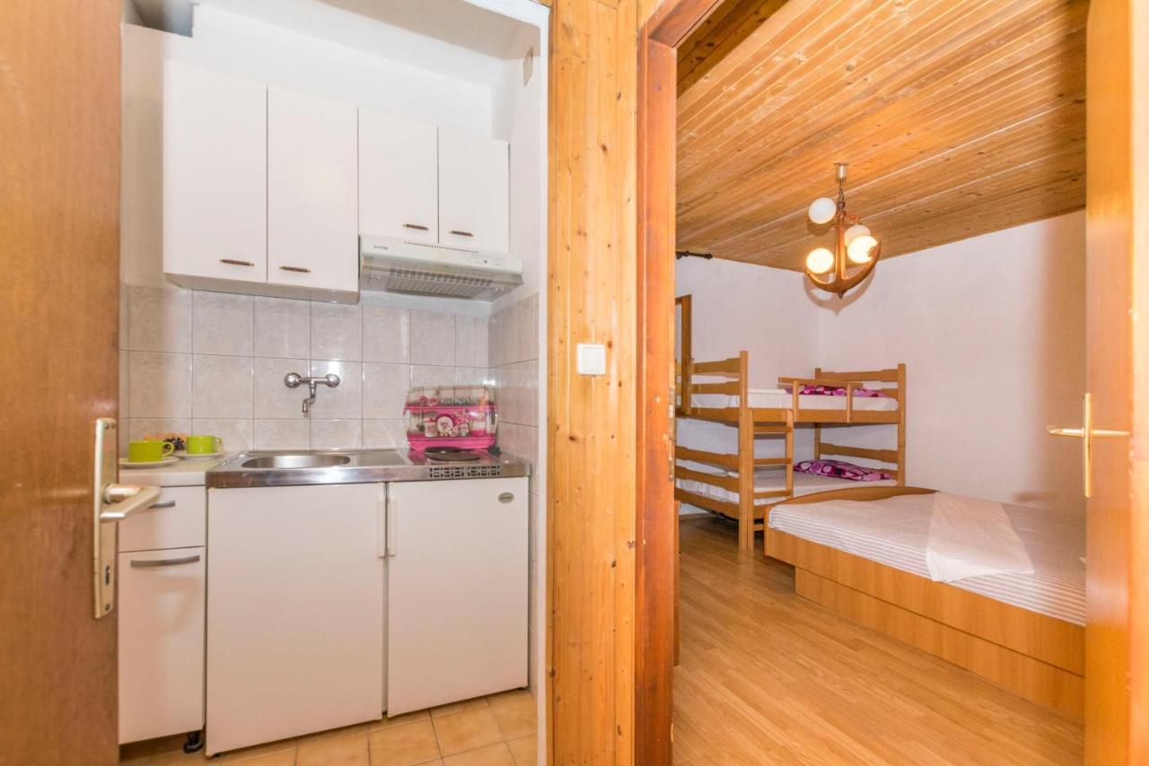 Apartments Lile Брела Экстерьер фото